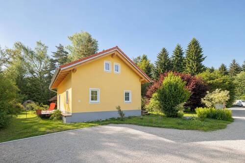 Südost Ansicht - 3 Zimmer Mehrfamilienhaus, Wohnhaus zum Kaufen in Kirchseeon