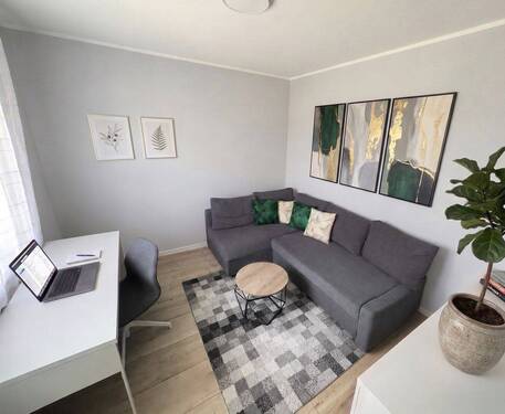 Büro / Gästezimmer EG - 