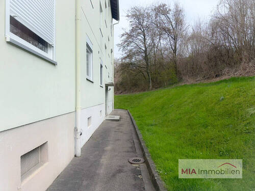 Hauseingang - 3 Zimmer Etagenwohnung zum Kaufen in Künzelsau