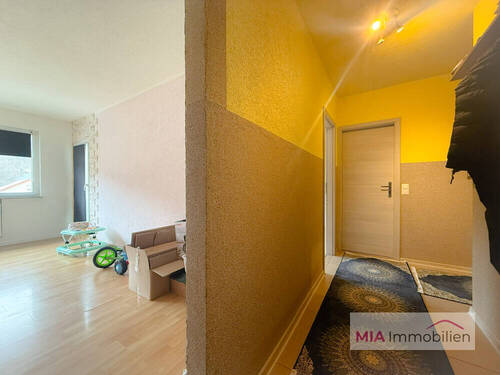 Blick in die Wohnung - 3 Zimmer Etagenwohnung in Künzelsau