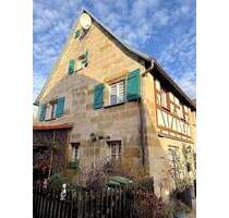 Charmantes Fachwerkhaus mit ausgebautem Dachboden - Lauf Heuchling