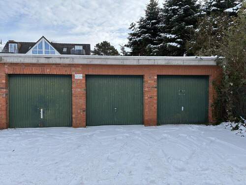 Garage 3. von rechts - 