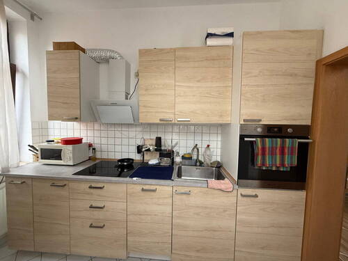 Küchenzeile - 2 Zimmer Etagenwohnung in Halle