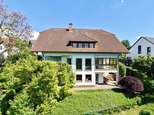 Hausansicht West - +++ Einfamilienhaus mit tollem Weitblick in Obernburg am Main +++