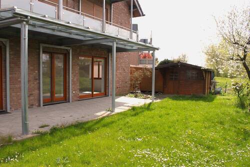 Großer Garten - Großzügige 3-Zimmer Gartenwohnung mit Terrasse und barrierefrei