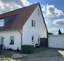 Doppelhaushälfte in Gr. Flöthe - Feldrandlage - vermietet, gepflegt und mit Entwicklungsperspektive