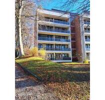 NEU... JETZT KOMMT FARBE INS SPIEL - RUHIGE LAGE - SONNIGE AUSSICHT - Starnberg