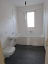 Neues Badezimmer - 3 Zimmer Etagenwohnung zur Miete in Falkensee