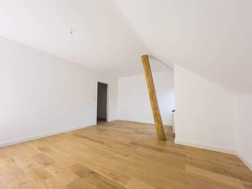 Dachgeschoss, Schlafzimmer - 