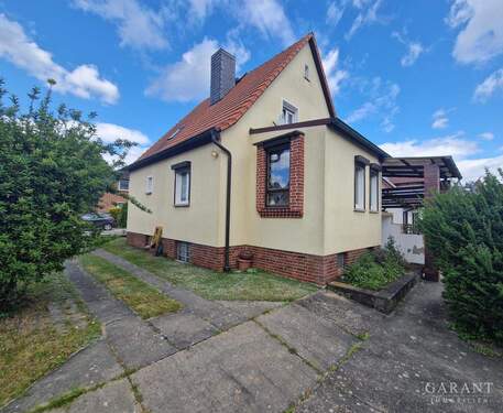 Hausansicht - 5 Zimmer Einfamilienhaus in Teltow