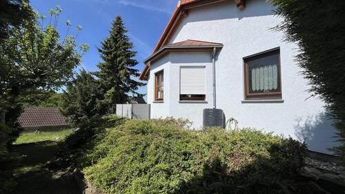 Wohnhaus - Einfamilienhaus mit 73,00 m&sup2; in Weißenfels zum Kaufen