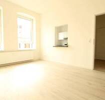 FLENSBURG ZENTRUM- UND HAFENNÄHE, SCHÖNE 2,5 ZIMMER WOHNUNG