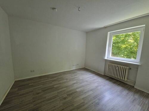 Schlafzimmer 2 - 3 Zimmer Etagenwohnung zur Miete in Werdohl