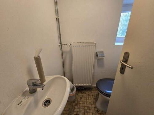 Haus 1 - Laden - WC - 