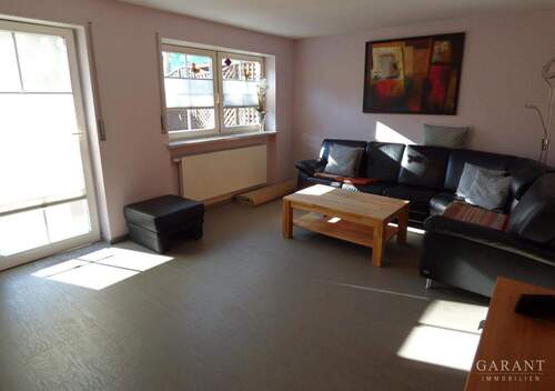 Wohnzimmer 1. OG - 5 Zimmer Doppelhaushälfte zum Kaufen in Olsbrücken