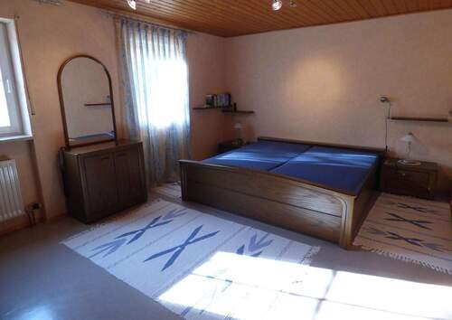 Schlafzimmer 2. OG - 