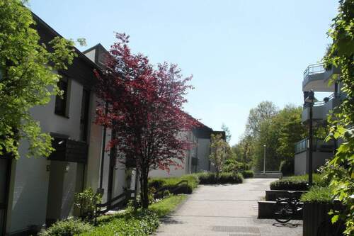 Privatweg - Bonn in ruhiger Wohnlage Privatweg das besondere angenehme Wohnen * bezugsfrei *mit 2 Balkonen, 2 Zimmer, TG-Stellplatz