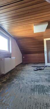 Dachstock Zimmer Ist-Zustand - 