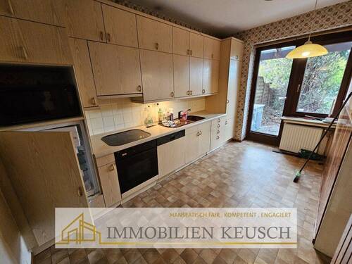 Küche mit Zugang zum Garten - Reihenmittelhaus mit 136,30 m&sup2; in Achim zum Kaufen