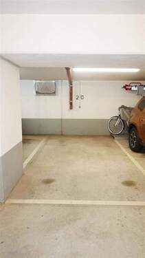 KFZ Stellplatz - 