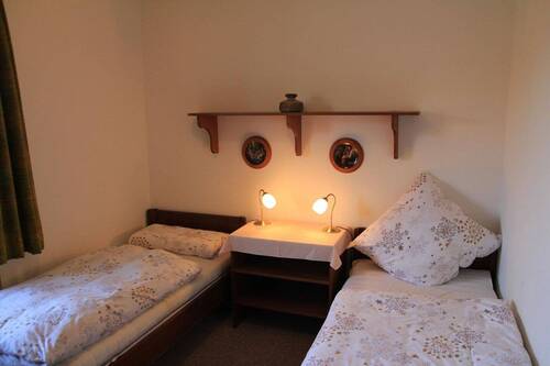 Schlafzimmer 2, Einzelbetten - 