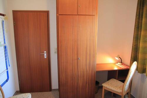 Schlafzimmer 2 - 