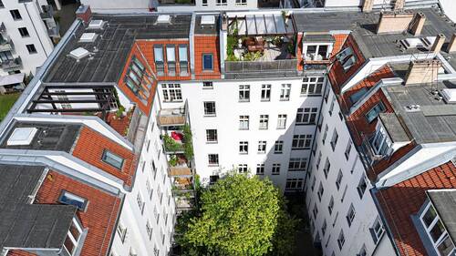 Blick in den begrünten Innenhof - 