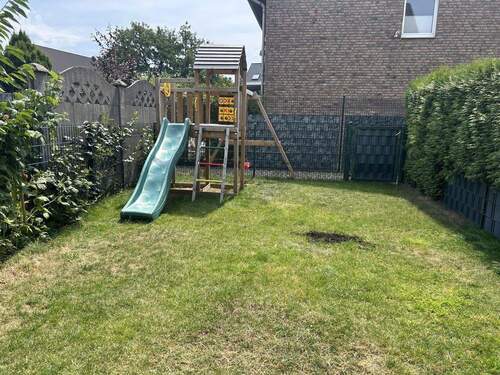 Südgarten mit Spielplatz 2 - 
