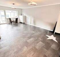 Schöne Bürofläche 57 m² mit Halle 168 m² in HU Stadt - Hanau