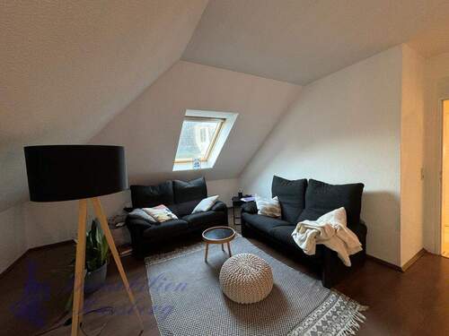 Wohnzimmer 1.1 - 2 Zimmer Etagenwohnung in Detmold / Hiddesen