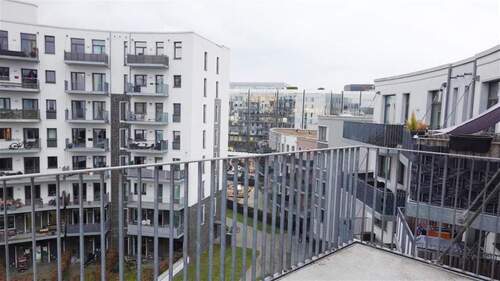 Blick von Balkon - 3 Zimmer Etagenwohnung zur Miete in Düsseldorf