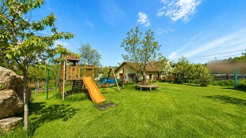 Garten Vorderseite - 