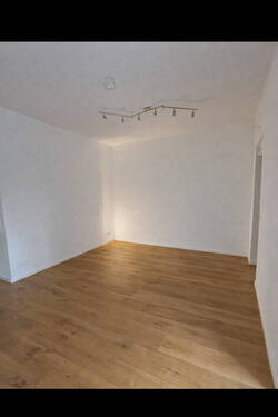 Bild 2 - 3 Zimmer Etagenwohnung zur Miete in Bonn