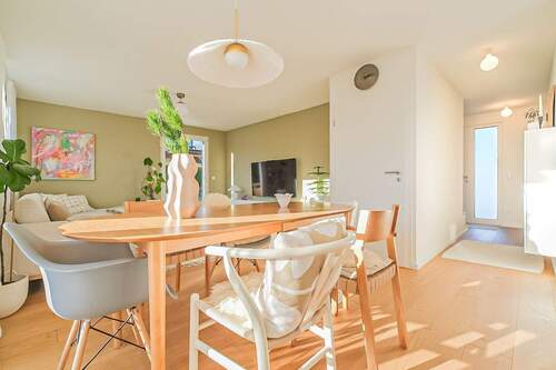 Essbereich - Moderne Architektur trifft auf hohe Energieeffizienz: Das schlüsselfertige Haus - bereit zum Einzug