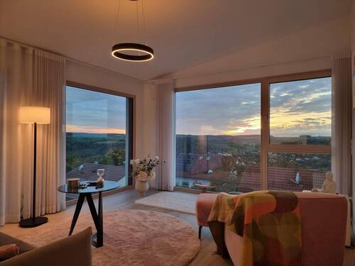 Bild 3 - 6 Zimmer Einfamilienhaus in Niederstetten