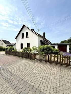 Hausansicht - 4 Zimmer Einfamilienhaus zum Kaufen in Bendorf