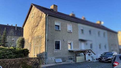 Ansicht vom Garten - 4 Zimmer Reihenendhaus in Rietschen