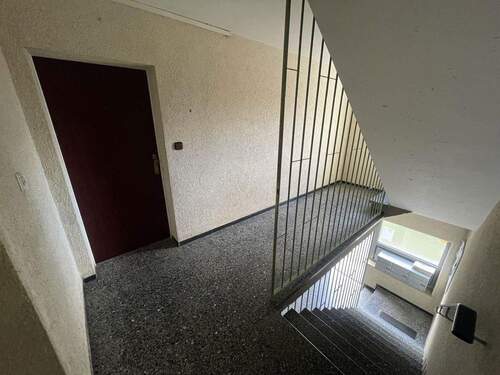 Treppenhaus 1. OG - 