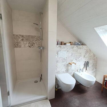 Duschbad DG mit WC und Bidet - 
