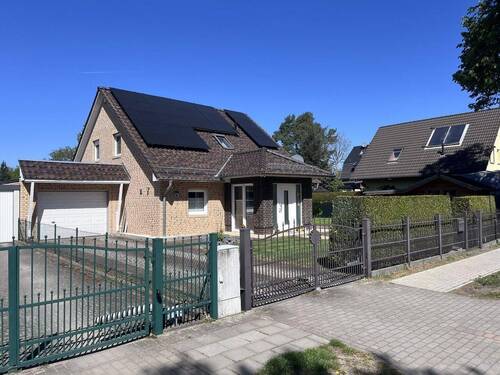 Bild 2 - 6 Zimmer Einfamilienhaus zum Kaufen in Vogelsdorf