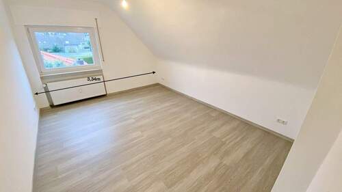 Schlafzimmer Ansicht 1 - 