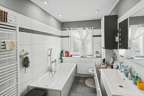 10. Badezimmer VH - 