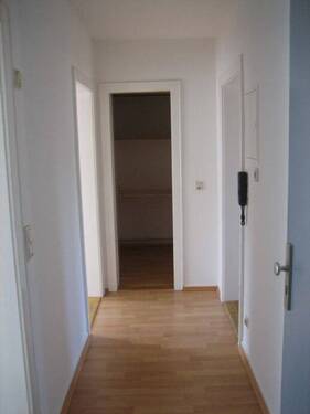 Flur - Etagenwohnung mit 50,00 m&sup2; in Hildesheim zur Miete