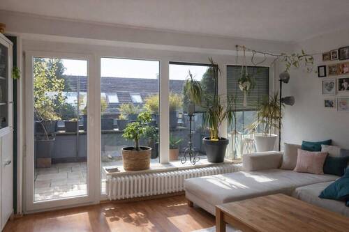 Blick zur Südterrasse - 4 Zimmer Etagenwohnung in Bayern - Karlsfeld