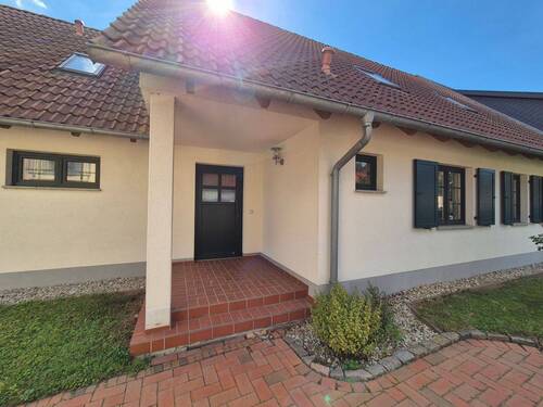 Haupthaus /Eingangsbereich - 