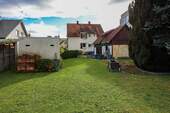 Bild 1 - Freistehendes Einfamilienhaus mit großem Garten und vielseitigen Möglichkeiten