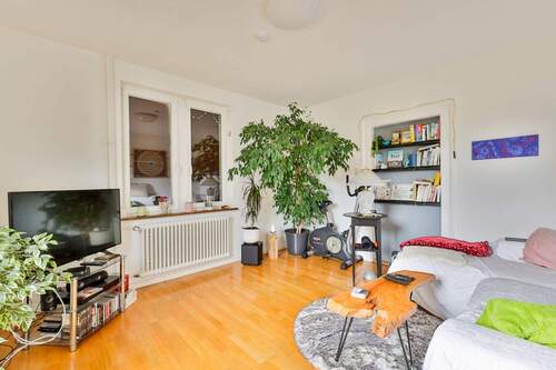 Wohnzimmer - Einfamilienhaus mit 140,00 m² in Konstanz zum Kaufen