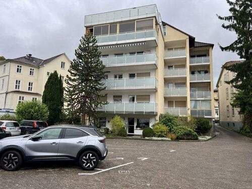 Bild 1 - Attraktive 3-Zimmer-Einheit im Herzen von Bad Pyrmont - vielseitig nutzbar als Praxis, Büro oder Wohnung