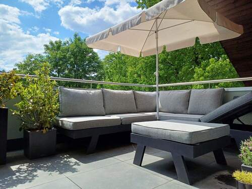 Terrasse/Balkon im Sommer - 