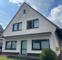 Vielfältig nutzbares Einfamilienhaus mit Garten und Einliegerwohnung in bevorzugter Wohnlage - Balve Beckum